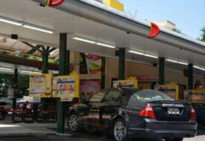 Sonic Drive-in outside