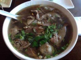 Pho Consomme food