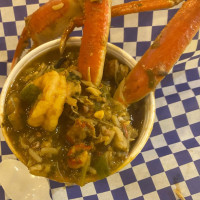 Saucey Crab food