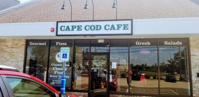 Cape Cod Cafe Pizza outside