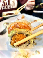 Hana Matsuri Sushi inside
