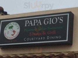 Papa Gios food