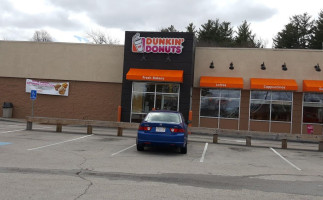 Dunkin Donuts outside