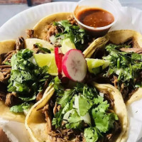 Jefe's Tacos N' Grill food