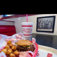 Freddy's Frozen Custard Steakburgers food