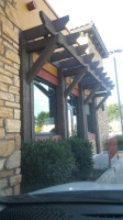 Taco Bueno outside