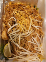 Saap Lao Thai Cuisine food