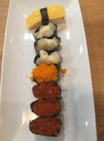 Hollywood Sushi food