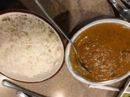 Raj Palace Indian Cuisine food