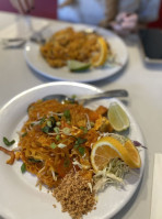 Santi Thai Fusion food