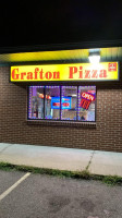 Grafton Pizza food