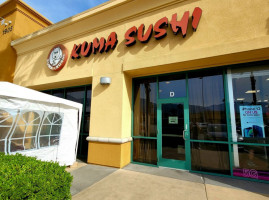 Kuma Sushi inside