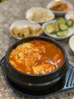 Lee's Korean Bbq Tofu House food