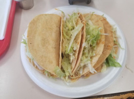 Los Betos Mexican Food food