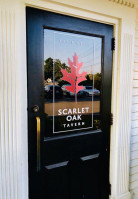 Scarlet Oak Tavern outside