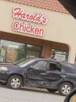 Harold's Chicken Shack outside