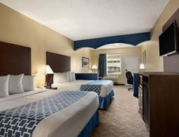 Days Inn Suites By Wyndham Cherry Hill Philadelphia inside