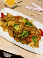 Naam Thai Cuisine food
