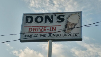 Don's Drive In outside