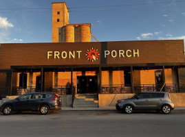 Front Porch Coffee Co. Bakery outside