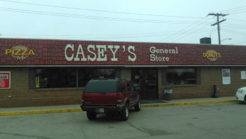 Casey's General Store outside