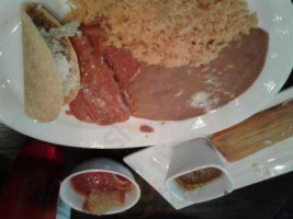Cilantros Mexican Grill food