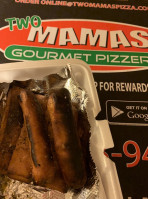 Two Mamas' Gourmet Pizzeria food