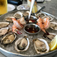Anchor Oyster Bar food