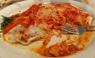 Portofino's Italian Restaurant & Pizzeria food