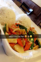 Basil Wok food