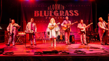 Bloomin' Bluegrass Festival outside