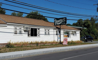 Donnelly's Tavern outside
