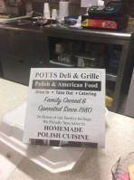 Potts Deli Grille food