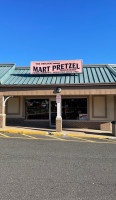 Mart Pretzel Bakery outside