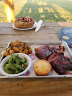 Red River -b-que Grill food