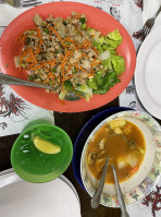 Poom Thai Cuisine food