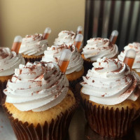 Smallcakes: A Cupcakery And Creamery Of Orland Park food