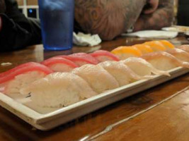 Super Sushi food