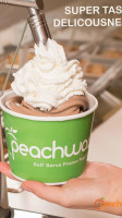 Peachwave Frozen Yogurt Gelato food