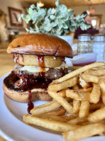 Old Stage Saloon At Fountain Springs food