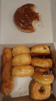 Ros Doughnuts food