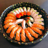 Sake Roll Sushi food