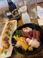 Sakebomb Sushi&grill food