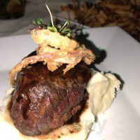 Eb Strong's Prime Steakhouse food