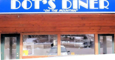 Dot 's Diner On The Mountain Is Dead And Gone food