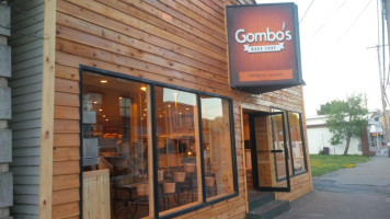 Gombo's Heimishe Bakery food