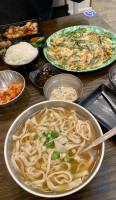 Hyesung Noodle House food