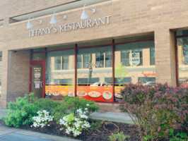Tiffany's Cafe outside