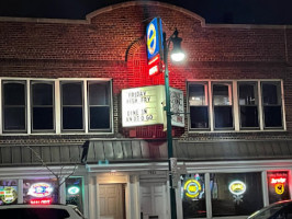 Benno's And Grill outside