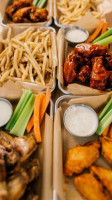 Buffalo Wild Wings ‘go’ food